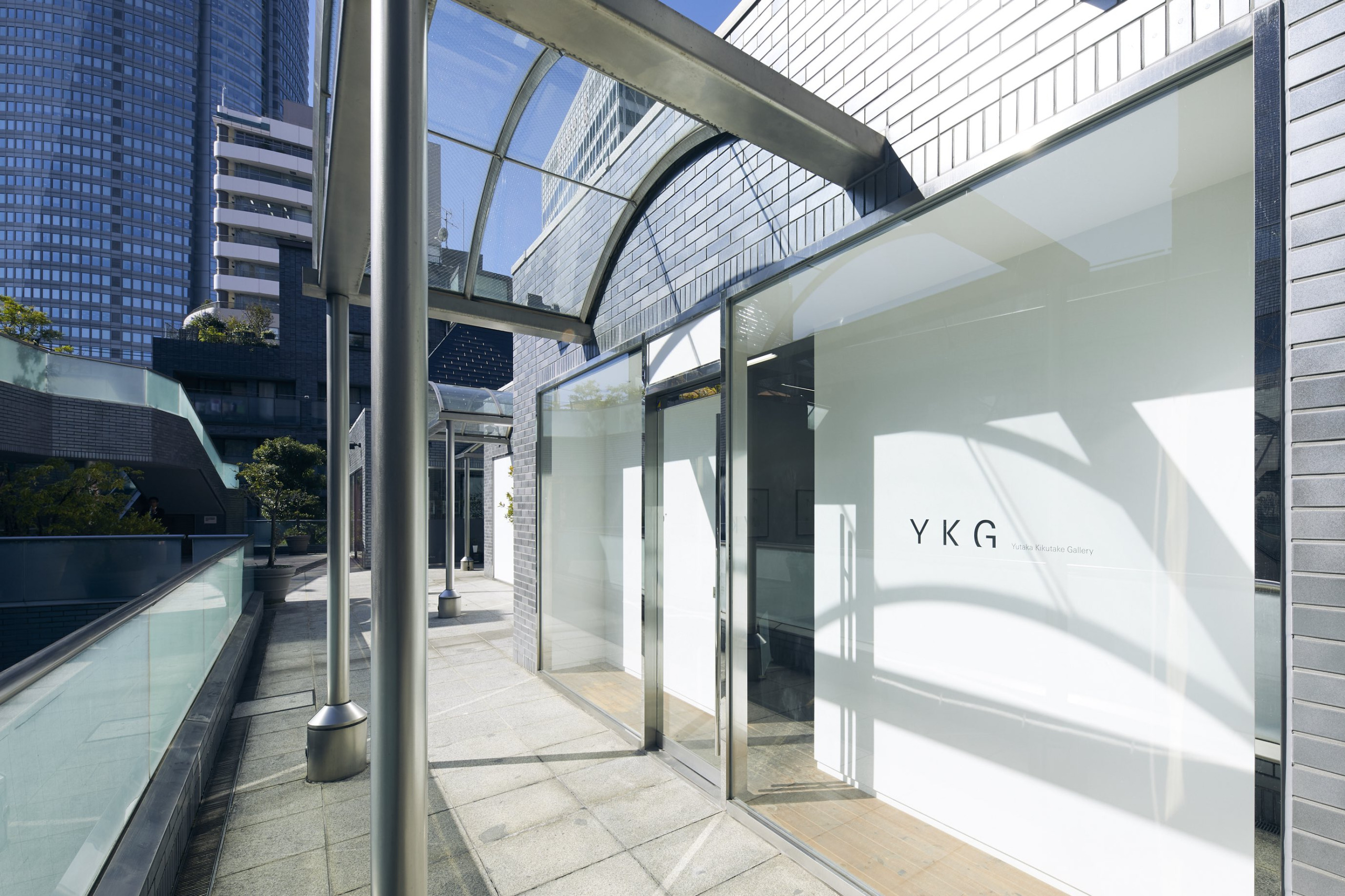 https://awt2024.artweektokyo.com/wp-content/uploads/2023/06/ykg_181102_002-YKG-YKG-scaled.jpg